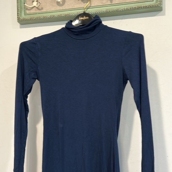 Lulus Elegant Navy Blue Turtleneck long sleeve Mini Dress women’s xs - Picture 2 of 6